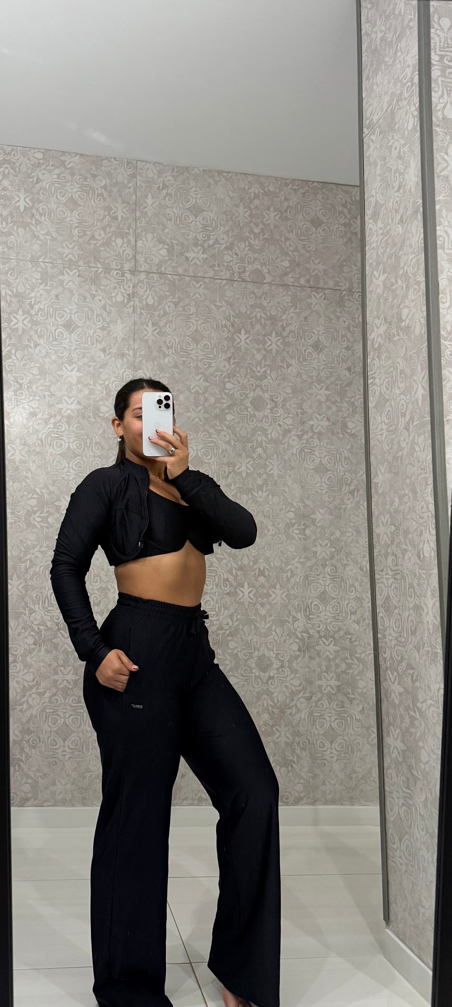 3 Piece Set – Sports Bra, Jacket & Pants