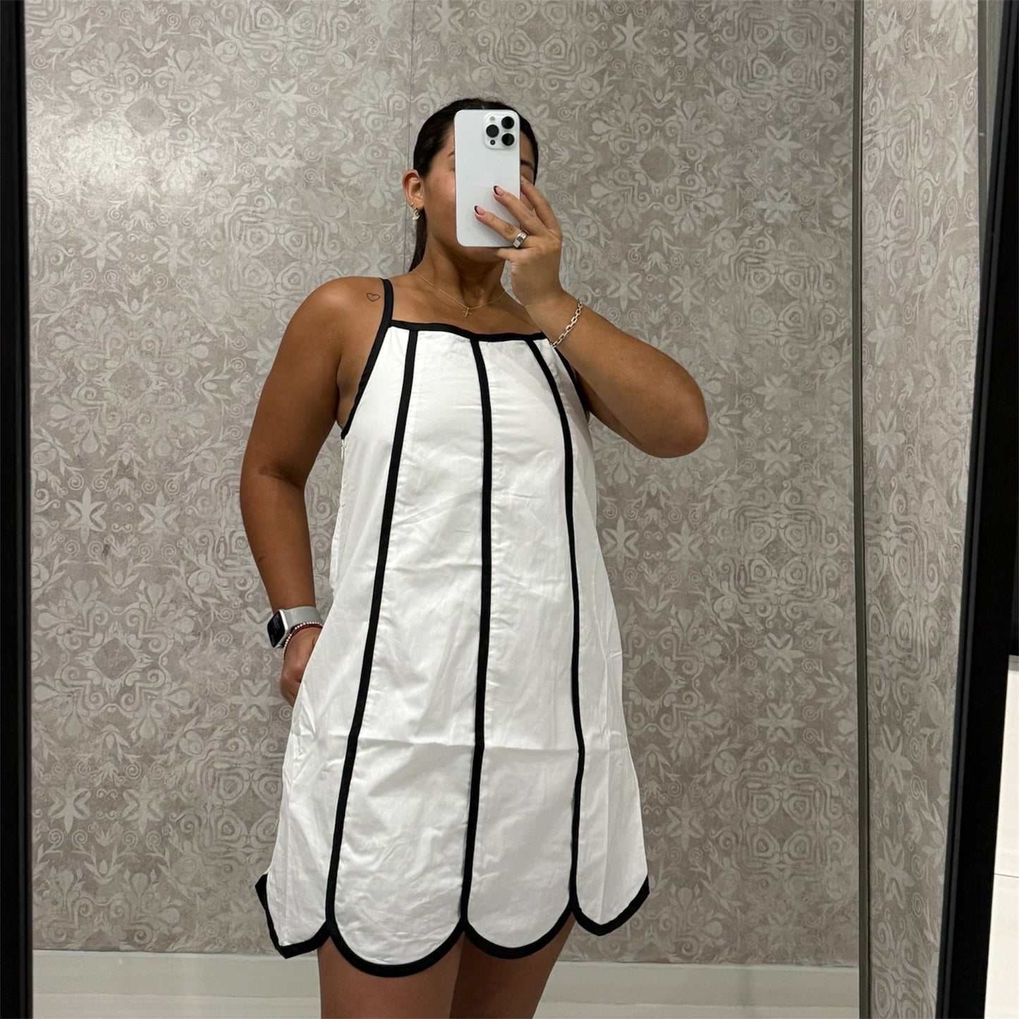 Contrast Trims Scalloped Hem Dress